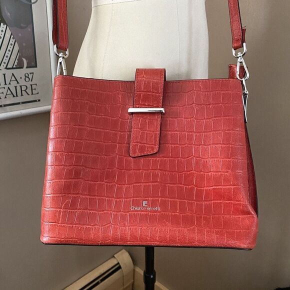 Chiara Ferretti Red Croc Embossed Leather Crossbody Bucket Shoulder Bag Italy - Picture 8 of 9